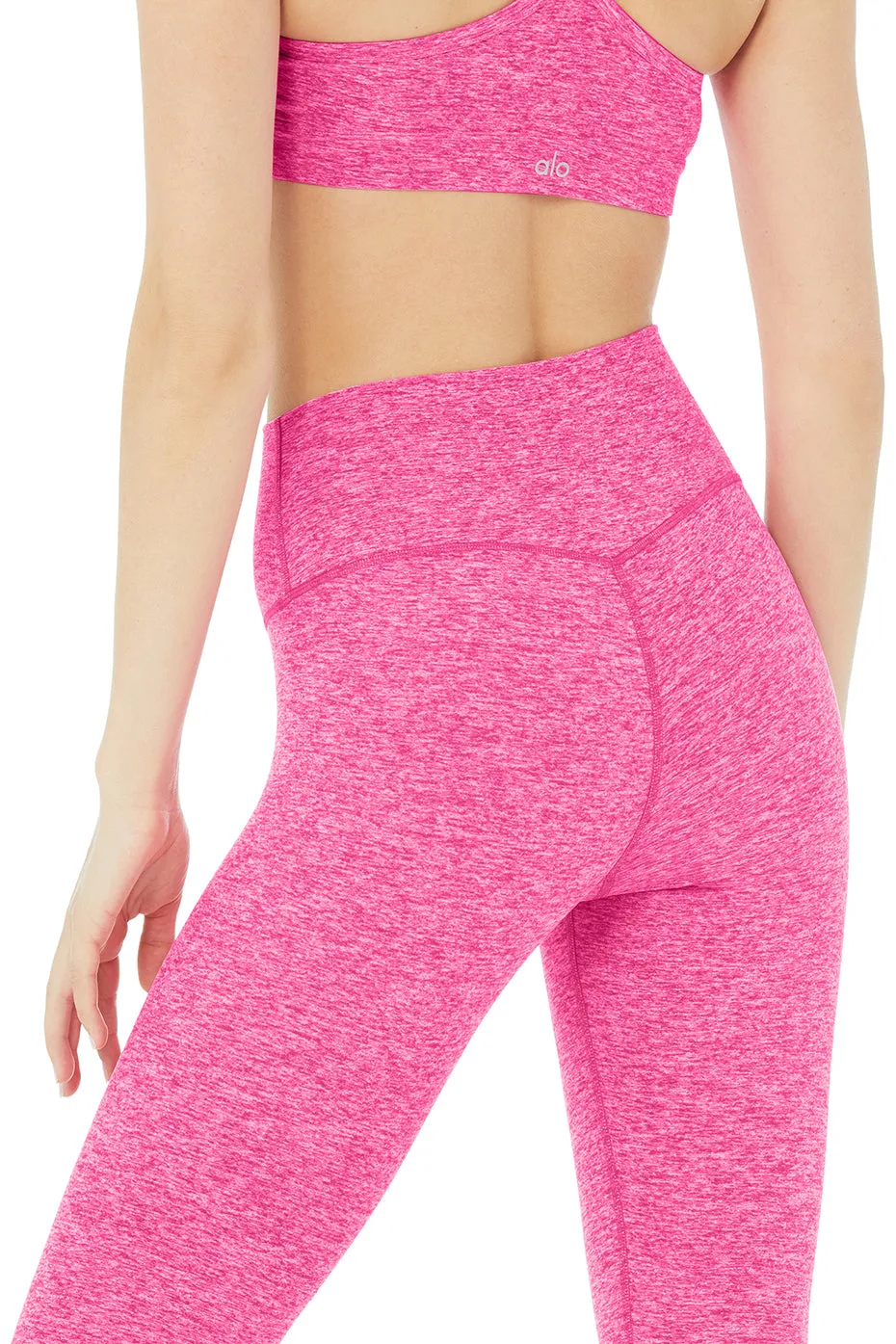 Alosoft Gratitude Bra & Alosoft High-Waist 7/8 Highlight Legging Set