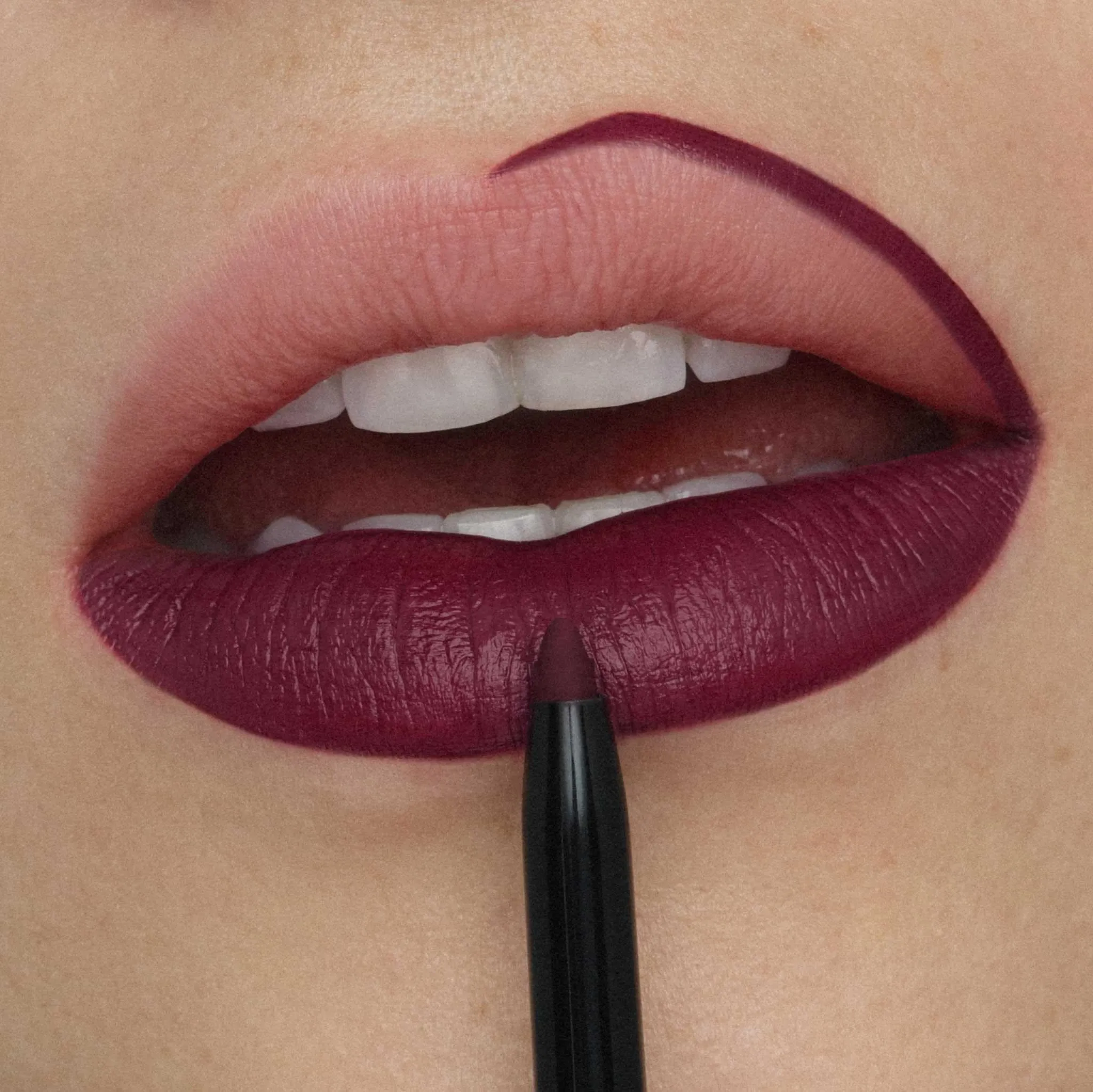 Throwback | A Rich Burgundy Blackberry Lip Liner